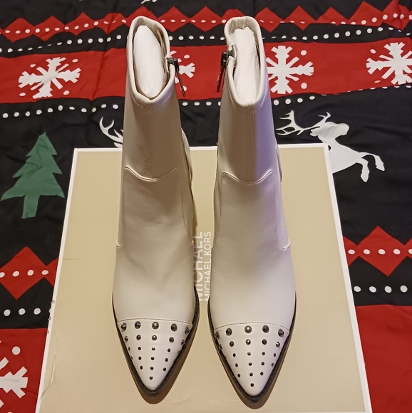 Michael Kors Dover Heeled Booties - Picture 11 of 13